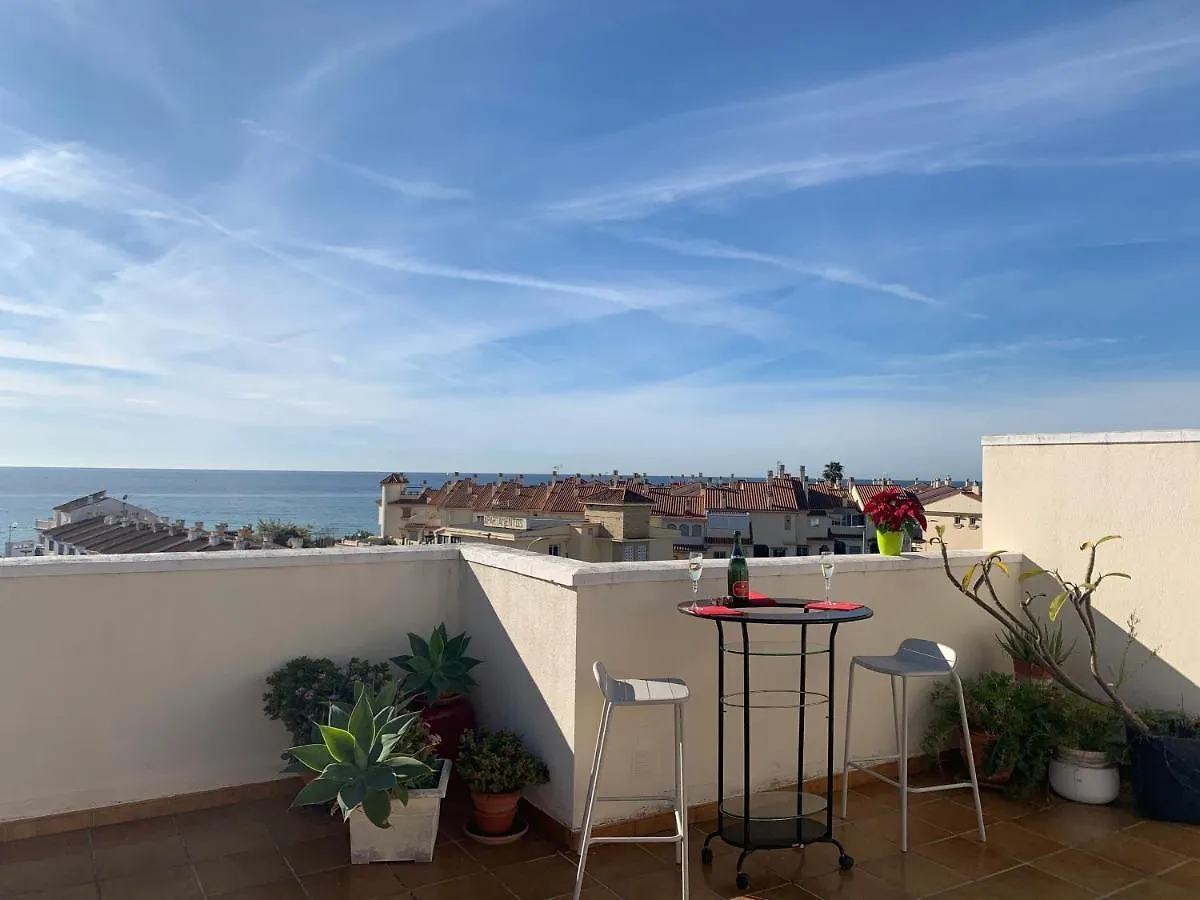 Ohana Beachfront Torre de Benagalbon Apartment