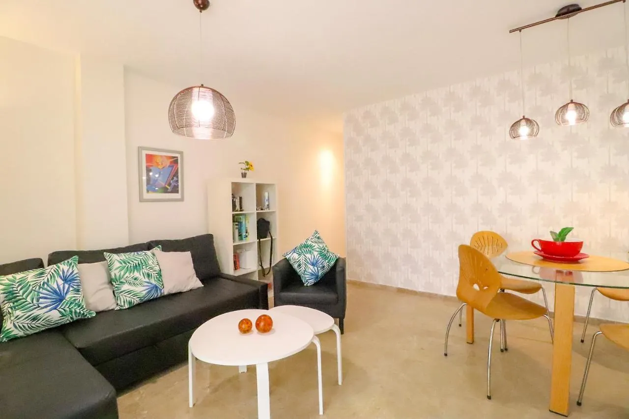 Ohana Beachfront Torre de Benagalbon Apartment